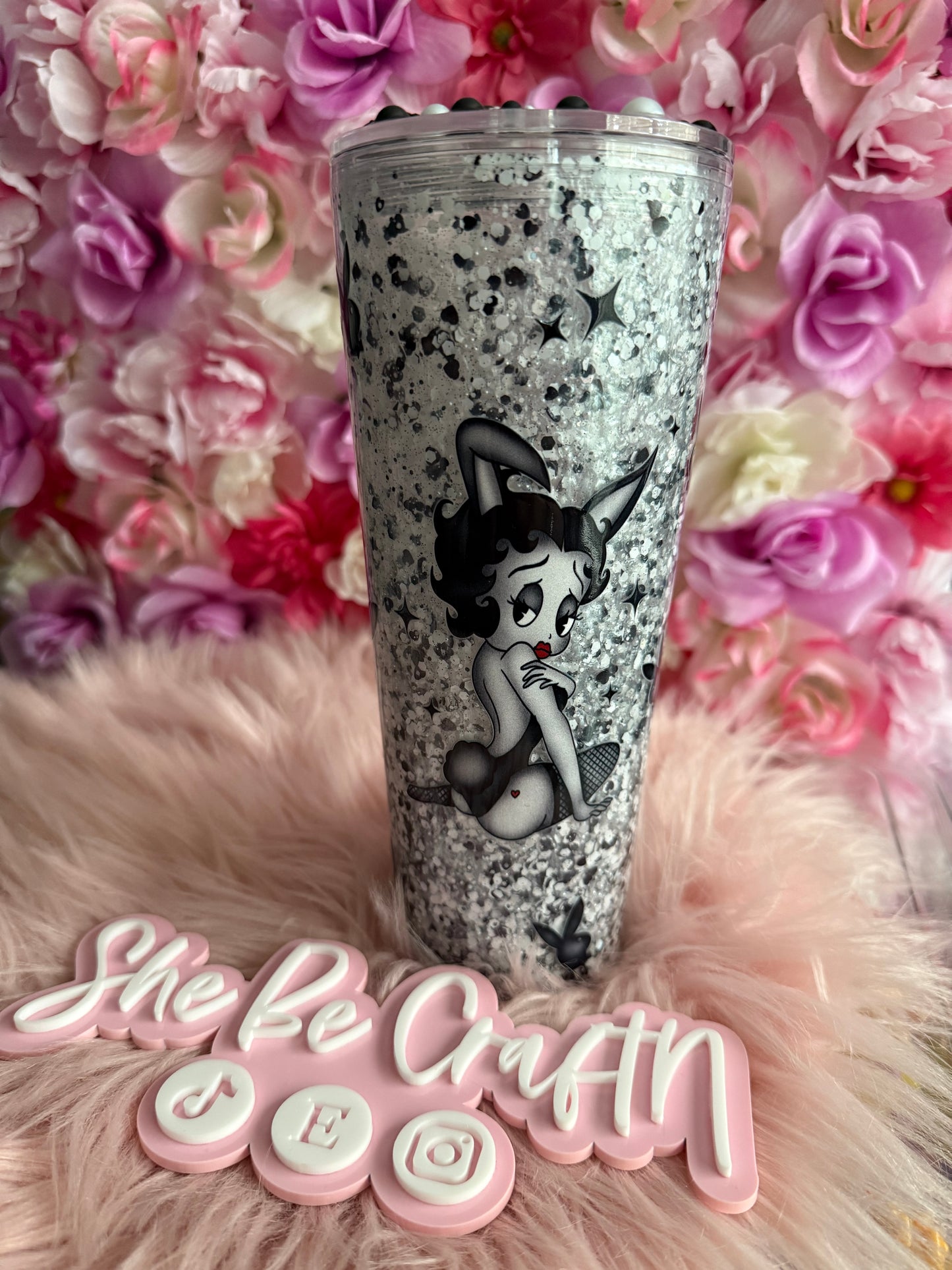 24 oz Snowglobe Tumbler(no drip)